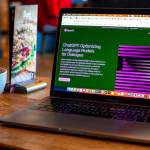 Generadores de vídeo con IA (gratis y de pago): cuáles usar y cómo elegir el mejor